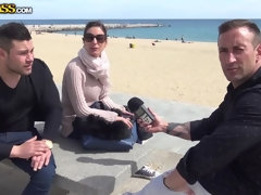 Blondine, Aufs gesicht abspritzen, Gruppe, Im freien, Öffentlich, Tätowierung, Flotter dreier