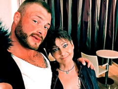 Amateur, Culo grande, Penetracion con dedos, Casero, Lencería, Maduro, Tatuaje, Feo