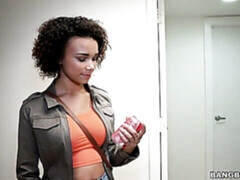 Amateur, Grosse bite, Gros seins, Sucer une bite, Noir ébène, Trou de la gloire, Seins naturels, Adolescente