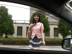 Blowjob in the car by petite Riko Tabe