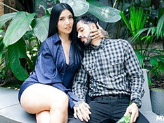 Grosser arsch, Grosser schwanz, Grosse titten, Blasen, Braunhaarige, Hundestellung, Milf