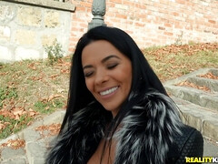 Tetas grandes, Estilo perrito, Rostro sentado, Corridas faciales, Sexo duro, Madres para coger, Desnudo, Perforación