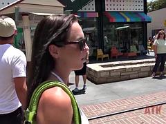 Amateur, Nana, Doigter, Petite amie, Masturbation, Pov, Public, Nénés