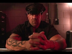 Anaal, Bondage discipline sadomasochisme, Grote mammen, Bruinharig, Gevangen, Sperma shot, Trio, Tieten likken