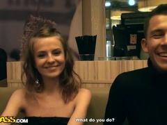 Anal, Corridas faciales, Tacones, Dinero, Perforación, Público, Medias largas, Trio