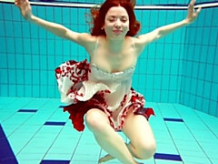 女, フェティッシュ, プール, 公共, ロシア人, ティーン, 締まりの良い, オッパイの