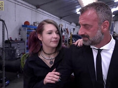 Sucer une bite, Bondage, Domination, Fétiche, Hard, Hd, Fessée, Attachée