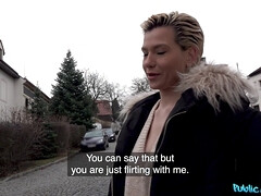 Leie, Tussi, Vollbusig, Hundestellung, Im freien, Pov, Russisch, Tittenfick