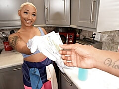 Blondie ebony Thick Ass Daphne screwed in the doggy style