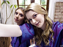 Grosser arsch, Küssen, Lingerie, Masturbation, Rasiert, Entkleiden, Jungendliche (18+), Titten