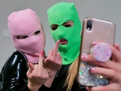 Cunnilingus, Rubia, Mamada, Cuadrupleta, Grupo, Sexo duro, Tatuaje, Adolescente