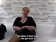 ぽっちゃり, デカパイ, ブロンド, 巨乳な, デブ, 一人, オッパイの, おもちゃ