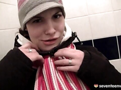 Брюнетки, В клубе, Европейки, Лесбиянка, На природе, Бритые, Молоденькие, Игрушки