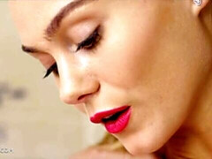 Doigter, Lingerie, Masturbation, Seins naturels, Rasée, Solo, Adolescente, Toilettes