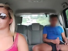 Enthousiasteling, Grote lul, Auto, Man die toekijkt, Vrouw, Flashing, Handbeurt, Moeder die ik wil neuken