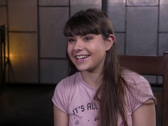 Bondage, Brunette brune, Cuir, Naturelle, Orgasme, Pute, Avaler, Vibromasseur