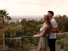 デカチン, デカパイ, 黒人, ブロンド, フェラチオ, チン, 手コキする, パイ刷り