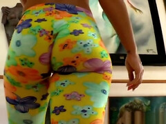 Assfetish Babes Walking Around Teasing