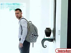 In den arsch, Vollbusig, Hundestellung, Natürlichen titten, Zierlich, Muschi, Tätowierung, Titten