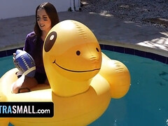 Verga grande, Morena, Corridas, Garganta profunda, Pajear, Sexo duro, Hd, Adolescente