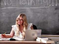 Большой член, Блондинки, Минет, Грудастые, Черненькие, Межрасовый секс, Лизание, Учитель