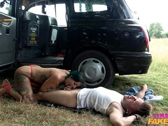 69, Amateur, Sucer une bite, Voiture, En levrette, Branlette thaïlandaise, Hd, De plein air