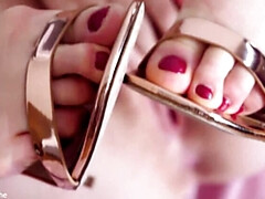 Amateur&rsquo;s Intimate Voyeur Masturbation - Watch from above