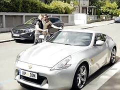 18 ans, Grosse bite, Brunette brune, Tromperie, Poilue, Fille latino, Pov, Nénés