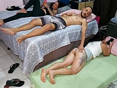 Grote kont, Grote lul, Bruinharig, 1 man 2 vrouwen, Huisgemaakt, Latijnse vrouw, Swinger, Trio