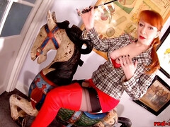 デカパイ, イギリス人, Hd, オナニー, 淫乱熟女, 穴開きパンティ, オマンコ, 赤毛