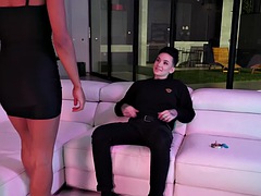 素人, 美女, 黒人, 黒人, なめる, ペニスバンド, タトゥー, オッパイの