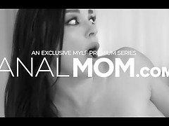 Hinterzimmer, Blasen, Milf, Titten