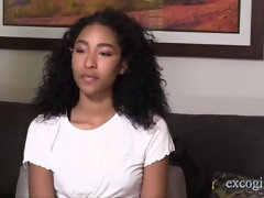 Mamada, Morena, Corridas, Polla, Interracial, Pequeña, Chupando, Tetas