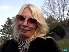 Noire, Blonde, Hard, Mature, Naturelle, Seins naturels, Pov, Public