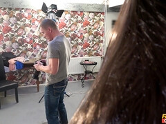 Kont, Kont, Pijpbeurt, Sperma in gezicht, Handbeurt, Hardcore, Buiten, Tieten likken