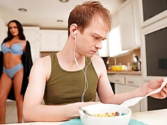 デカ尻, デカパイ, フェラチオ, バック, 手コキする, キス, なめる, オマンコ