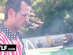 Stepmom's giant bootie worshiped and fucked on 4th of july