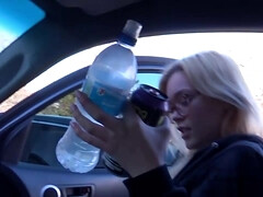 Enthousiasteling, Pijpbeurt, Sperma, Diep in de keel, Brillen, Orgasme, Zuigen, Plagen