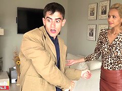 Blondine, Braunhaarige, Hd, Latina, Orgasmus, Schreiend, Spanisch, Flotter dreier