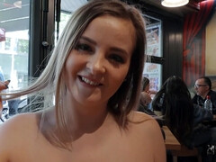 Amateur, Américain, Blonde, Queue, Seins naturels, Pov, Public, Chatte