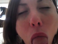 Leie, Blasen, Braunhaarige, Handjob, Pov, Jungendliche (18+)