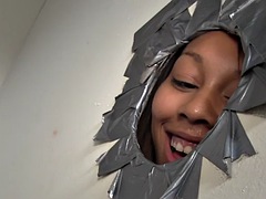 Grosse bite, Noir ébène, Pieds, Hard, Interracial, Léchez, Suçant, Nénés