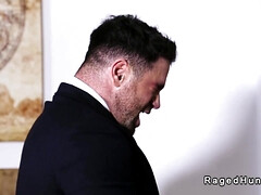 In den arsch, Blasen, Braunhaarige, Aufs gesicht abspritzen, Schwul, Handjob, Wichsen, Muskel