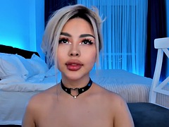 Big tits slut on webcam toys her asshole