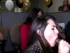 フェラチオ, 茶髪の, 顔射, 手コキする, ラティーナ, オフィス, 秘密の, 三人