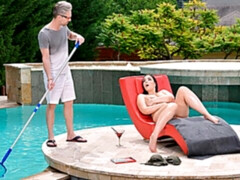 Belle grosse femme bgf, Gros cul, Sucer une bite, Brunette brune, Grosse, Branlette thaïlandaise, Piscine, Adolescente