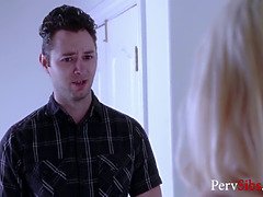 Grote kont, Grote mammen, Blond, Pijpbeurt, Mager, Zoon, Tiener, Tieten likken