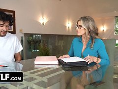 18 ans, Queue, Hard, Maman, Chatte, Rugueux, Cheveux courts, Plan cul à trois