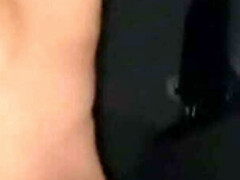 Asiatisch, Arsch, Blasen, Auto, Fett, Handjob, Im freien, Rau