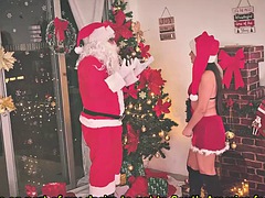 I CHEAT ON KATHYLEE AND FUCK HER ON CHRISTMAS